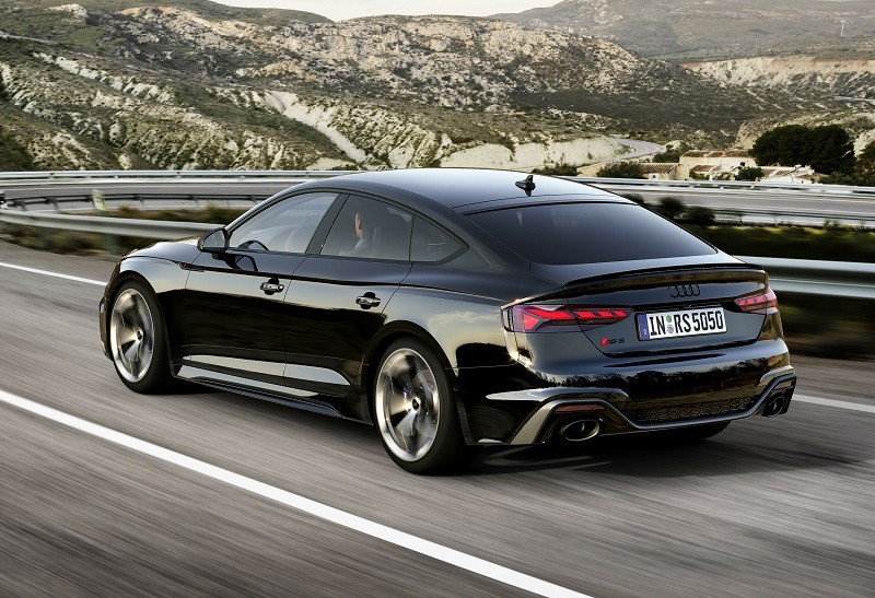 Audi RS 4 Avant i RS 5 u osvježenom tonu, za bolji vozački užitak i uvjerljiviji zvuk 20