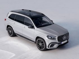 Mercedes-Benz GLS upravo je otkrio svoje novo 'facelift' izdanje, napredniji i s još više opcija 16