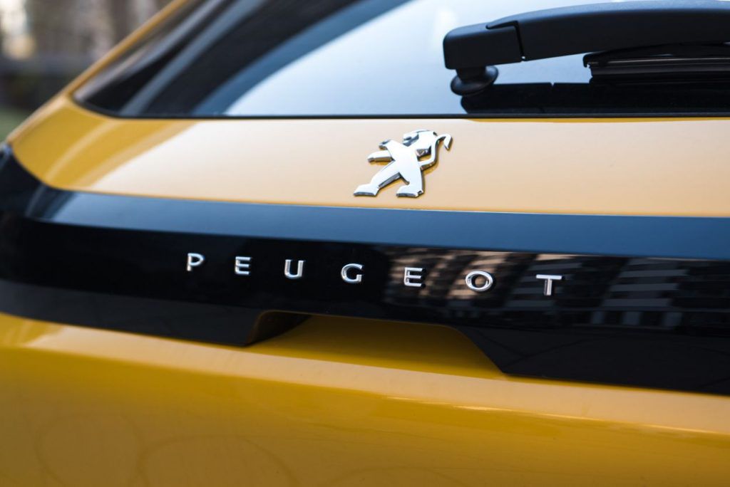 Peugeot  GT line PureTech  Driveteam