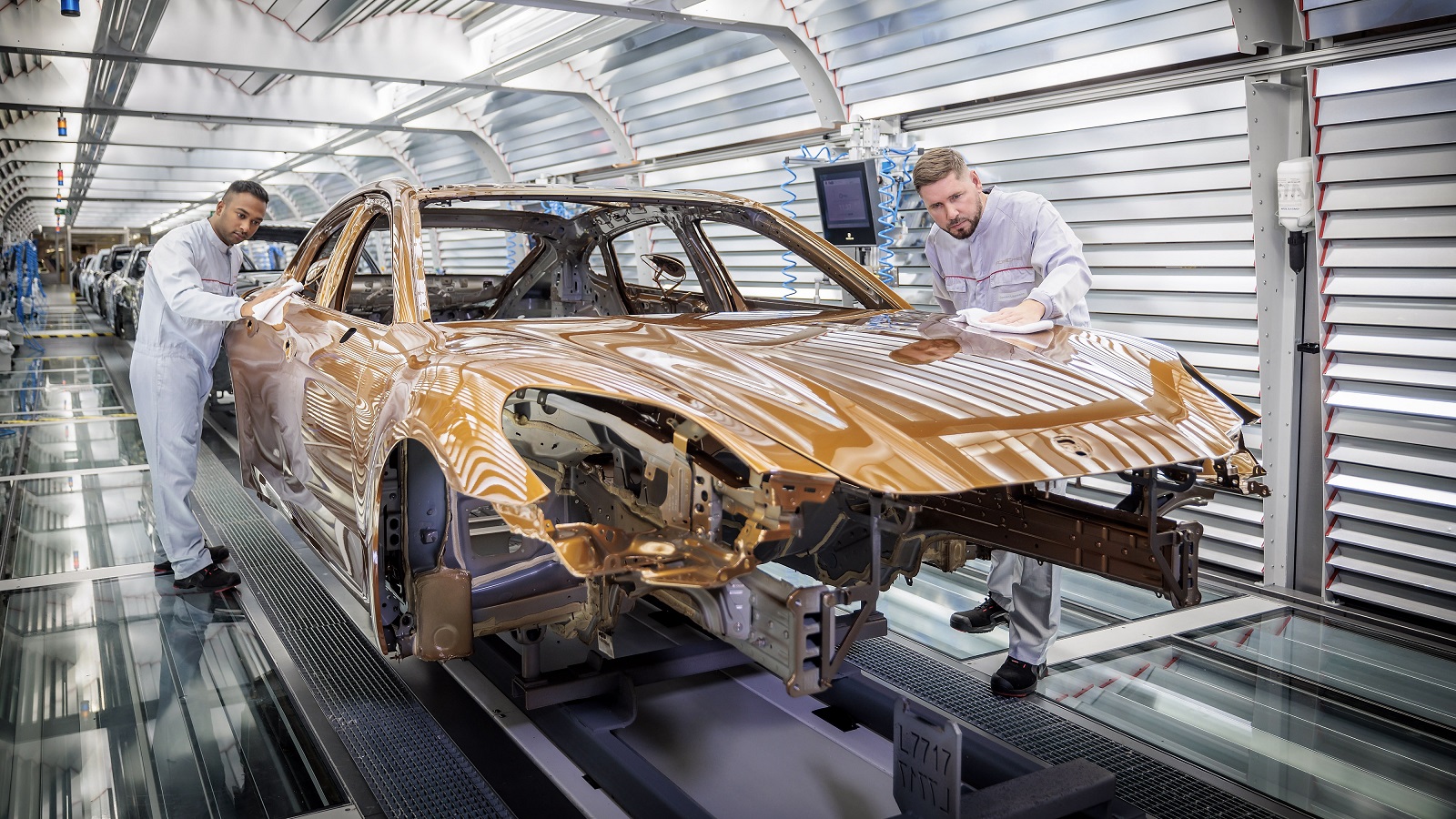 Porsche u Leipzigu slavi 2 milijuna proizvedenih vozila, Panamera posebno pridonijela uspijehu 27