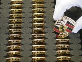 Porsche zlatni logo ima posebnu priču, dizajnerski usavršen u Americi! 25
