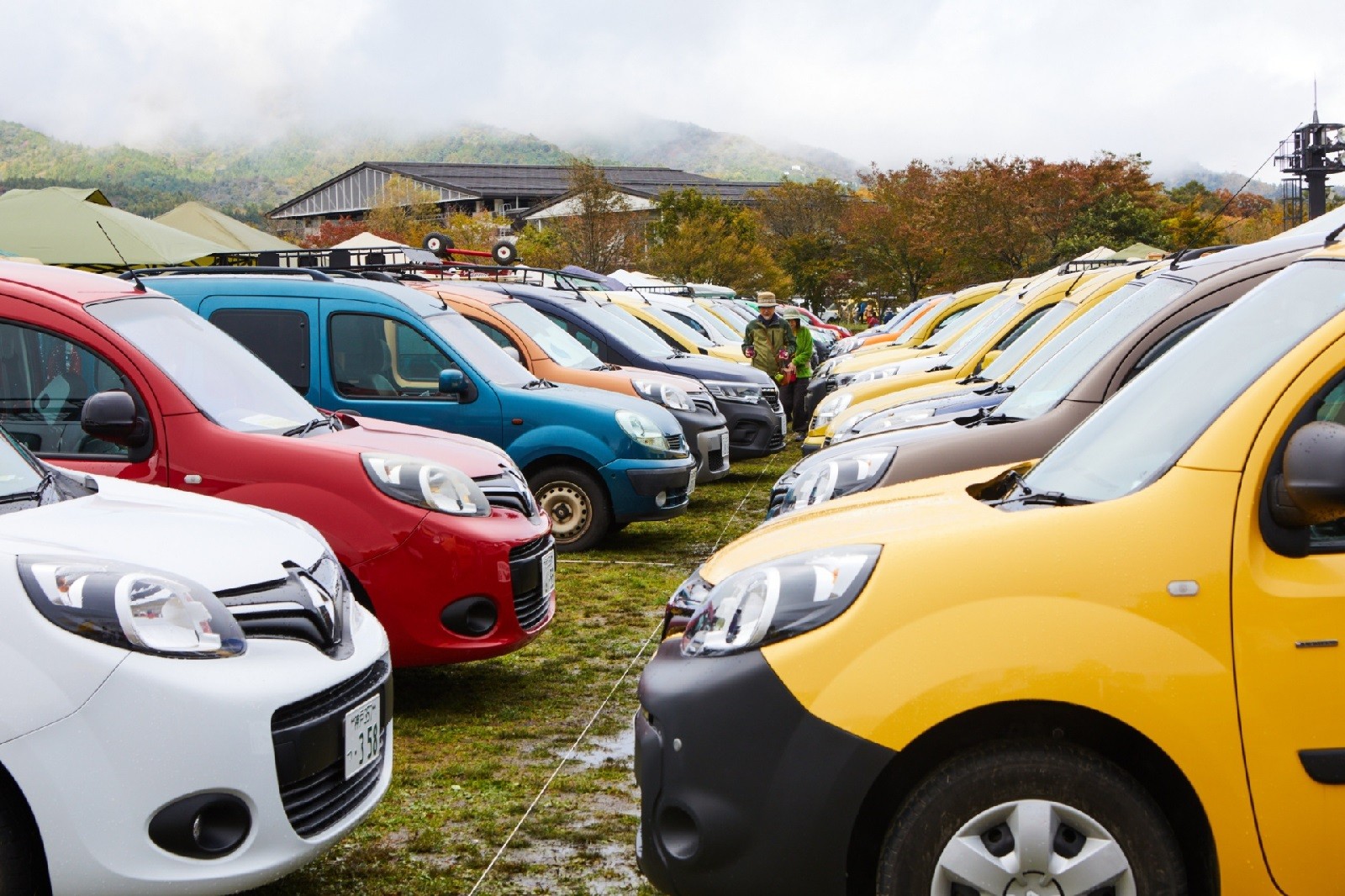 Renault Kangoo 'meet', Japanci ludi za francuskim multipraktikom 1