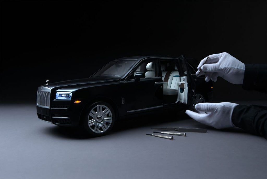 Rolls Royce Cullinan scale