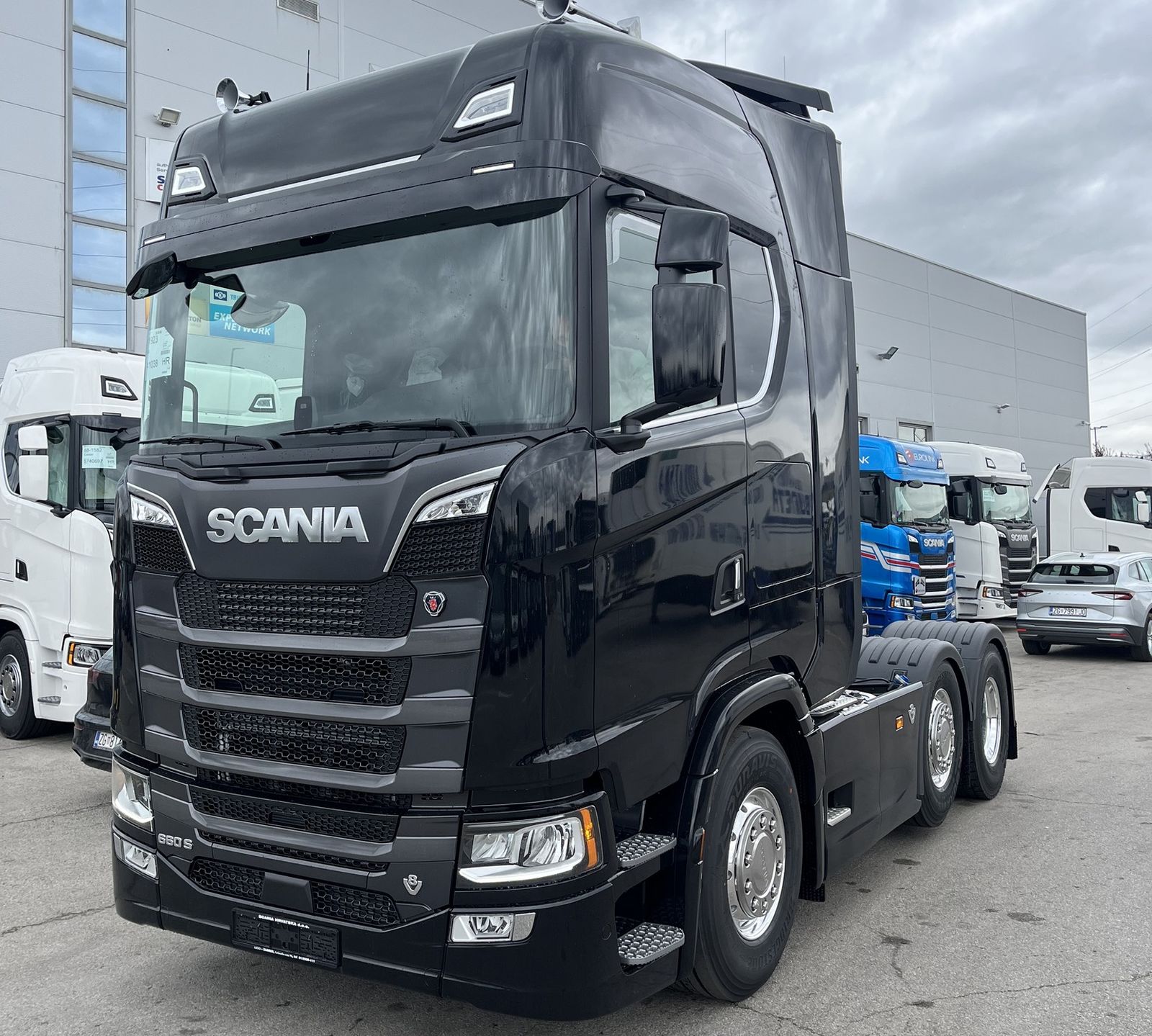 V8 isporuka, Scania 660 S putuje za Vinkovce 1