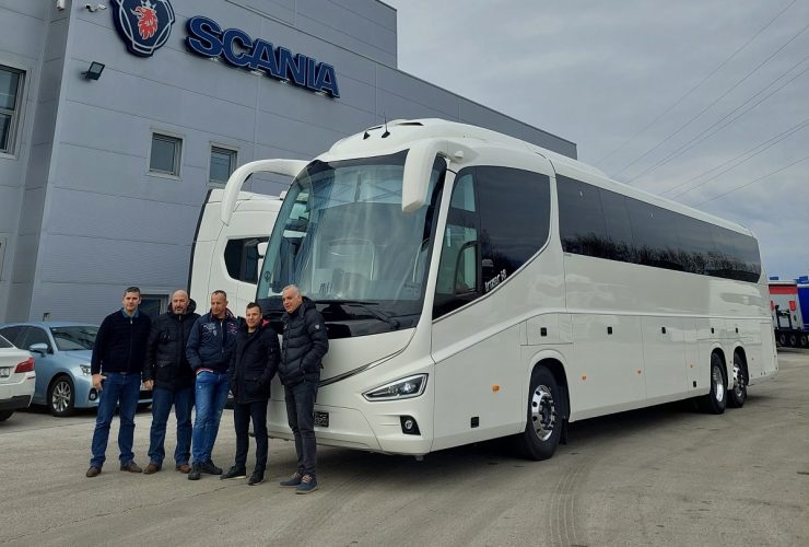 Scania Irizar i8 ide za Solin, autobus ide u ruke Delminium Travel 31