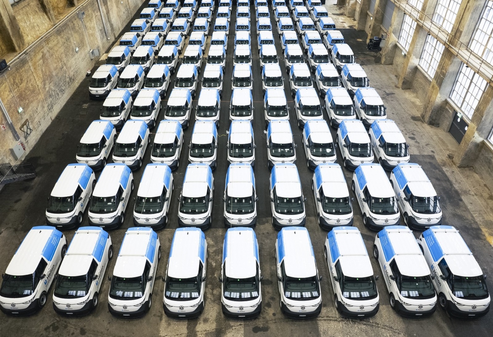 Volkswagen ID. Buzz Cargo u najvećoj isporuci do sada, tvrtki iz Švicarske ide 100 vozila! 25