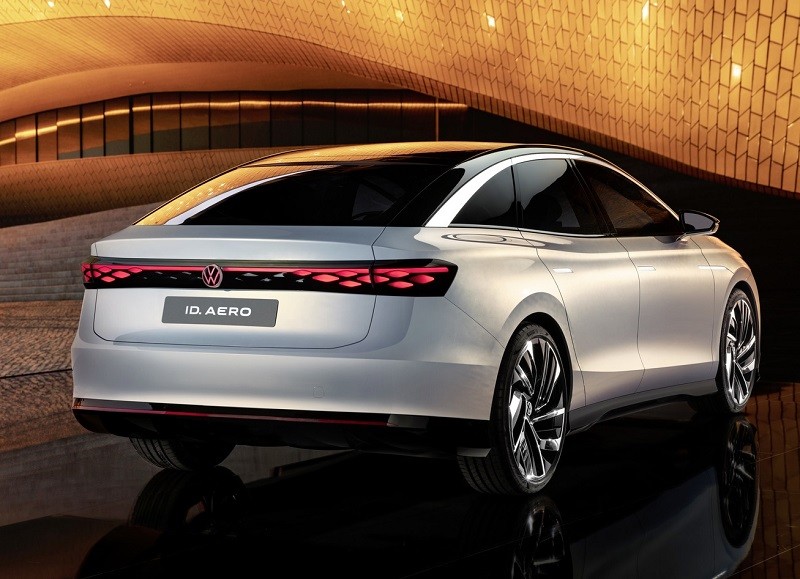 Volkswagen ID. Aero za početak u Kini, a krajem 2023. i u Europi 14