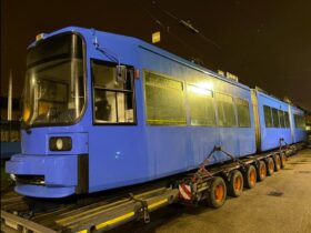 U Zagreb stigao prvi u nizu rabljenih tramvaja iz Njemačke 27