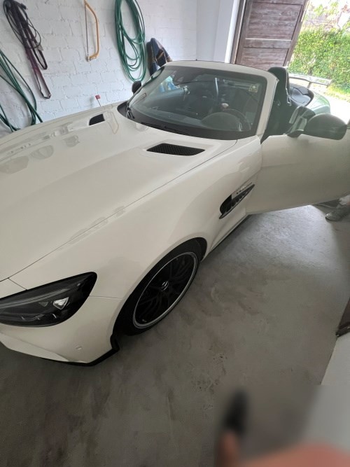 Mercedes-AMG GT R ukraden u Zagrebu nakon provale u kuću 26